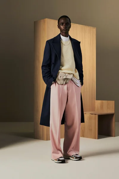 Look 17